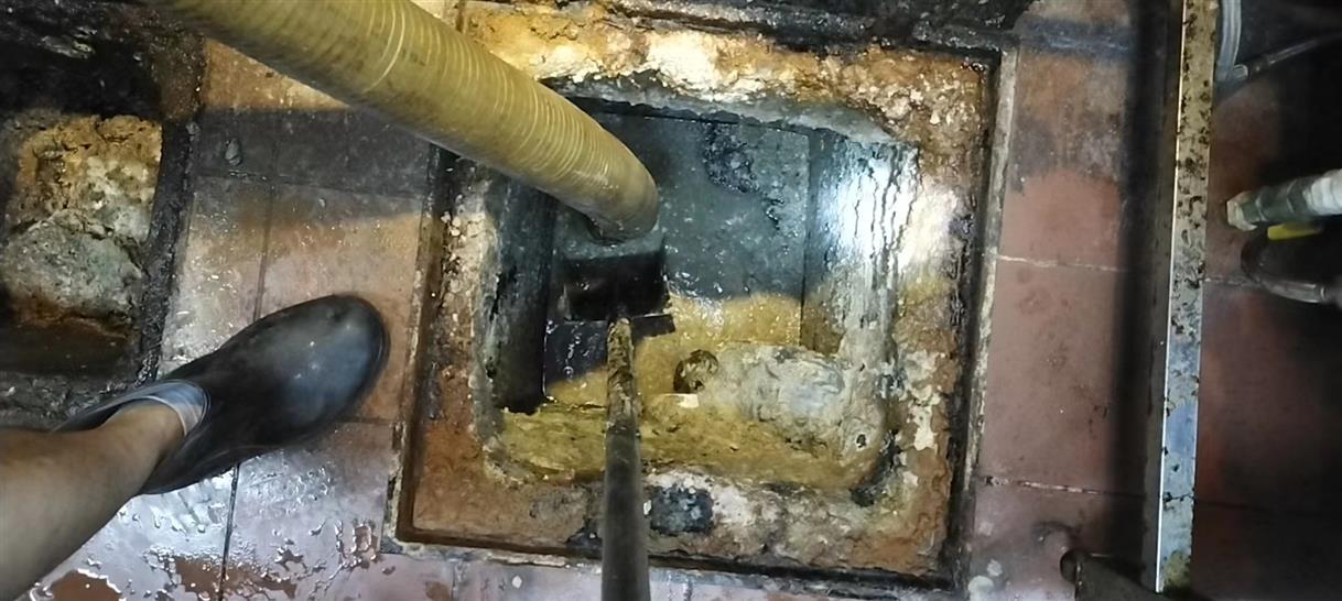 驿城化油池清理-污水池清掏